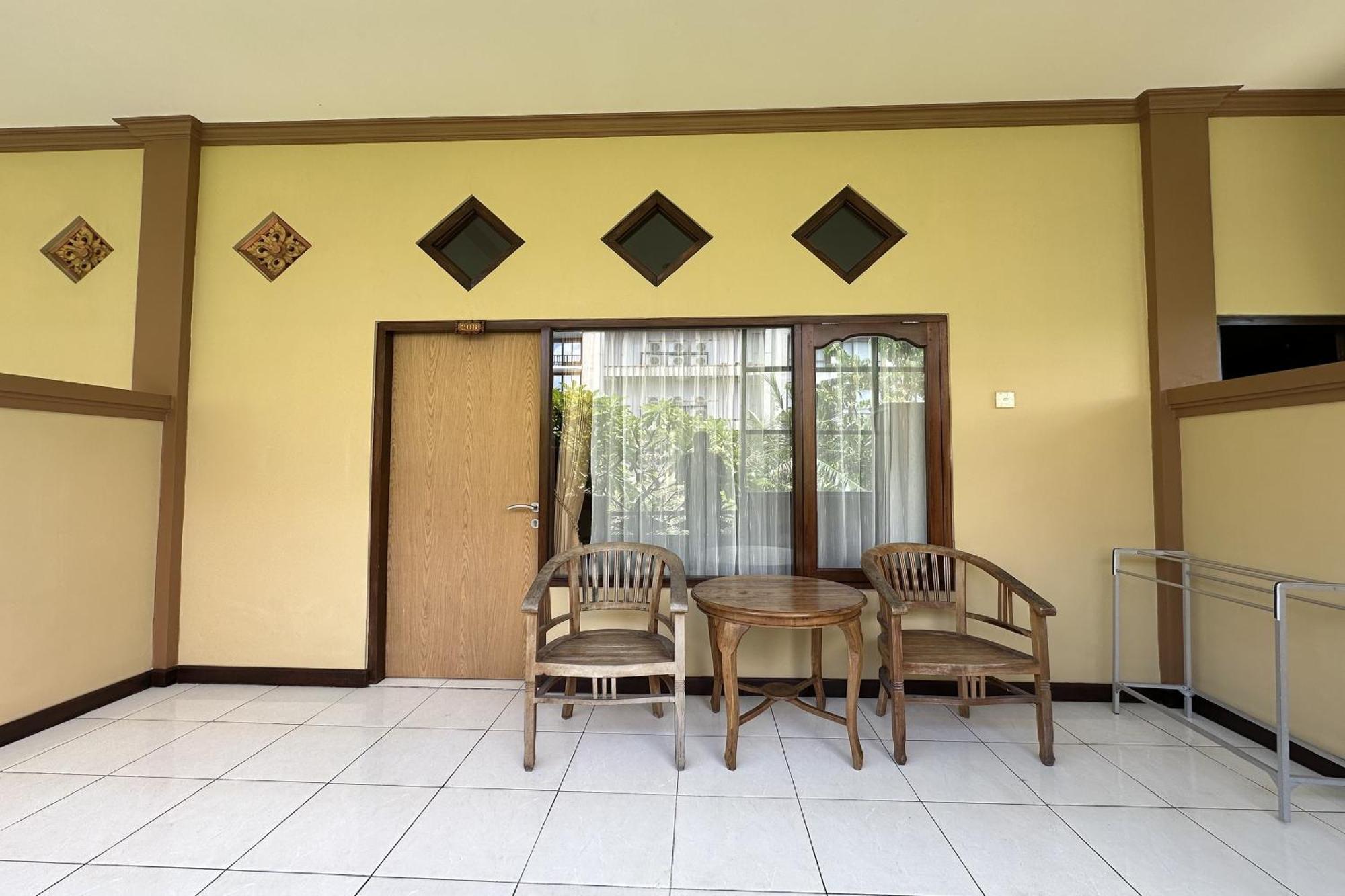 Taxa Raya Guest House Legian Dış mekan fotoğraf